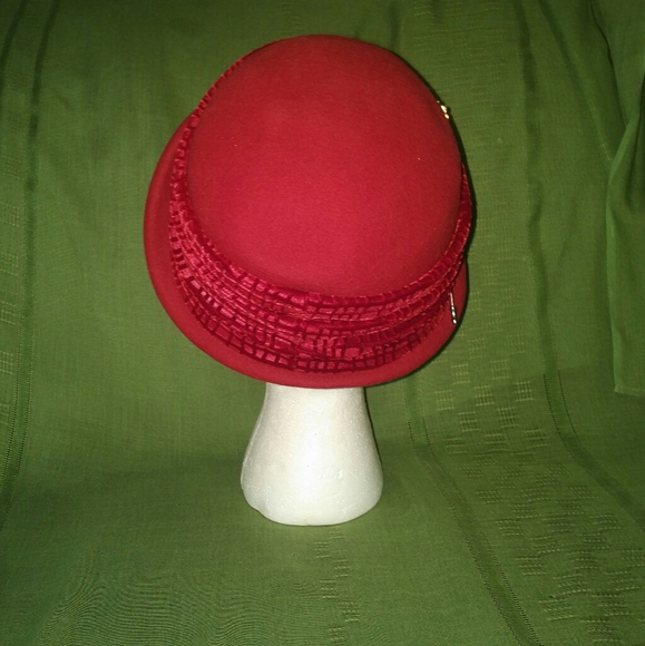 Vintage Boutique Kate Women's Wool Hat, Red - Picture 7 of 8